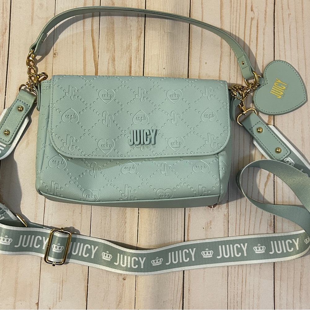 Juicy couture crossbody flap purse with wide strap